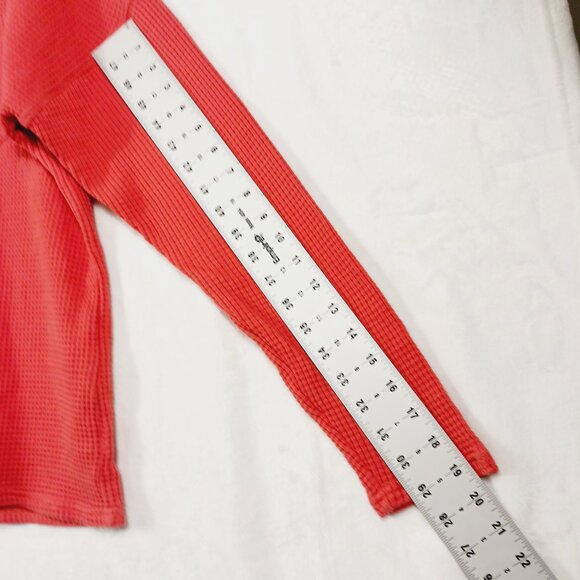 Carhartt, Relaxed Fit Waffle Thermal Long Sleeve, Front Pocket w/ Logo, L 12/14 - Picture 13 of 16